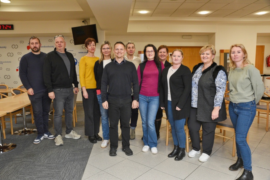 Darujeme, co nám nebude chybět. A přitom je to nad zlato. Mobilní odběr krve na krajském úřadě přitáhnul velký počet dárců