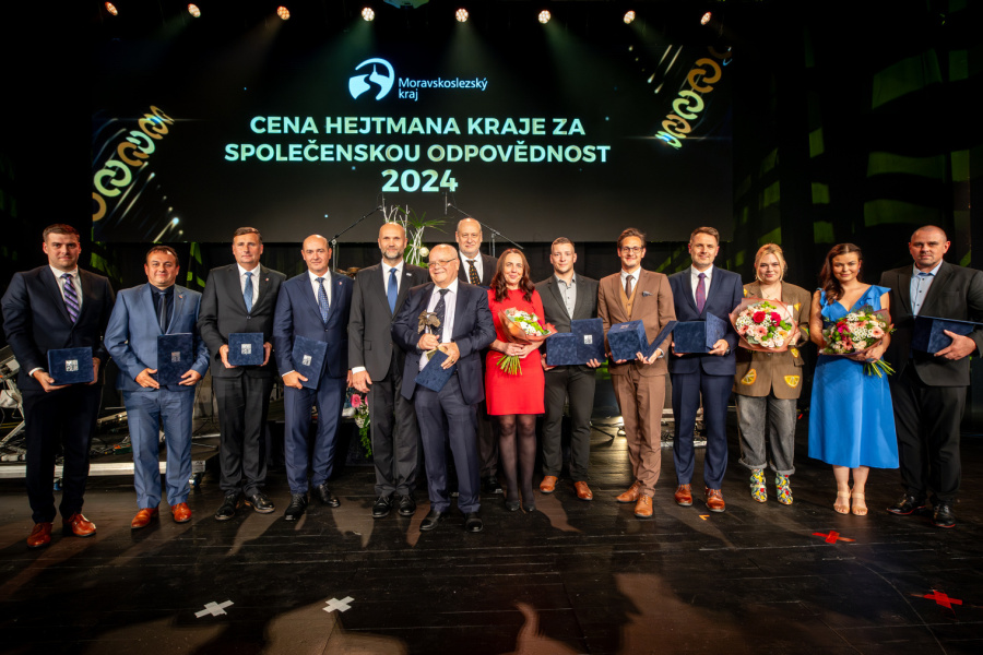 Ceny hejtmana za společenskou odpovědnost jsou rozdány. Osobností kraje se stal Vojtěch Filsák