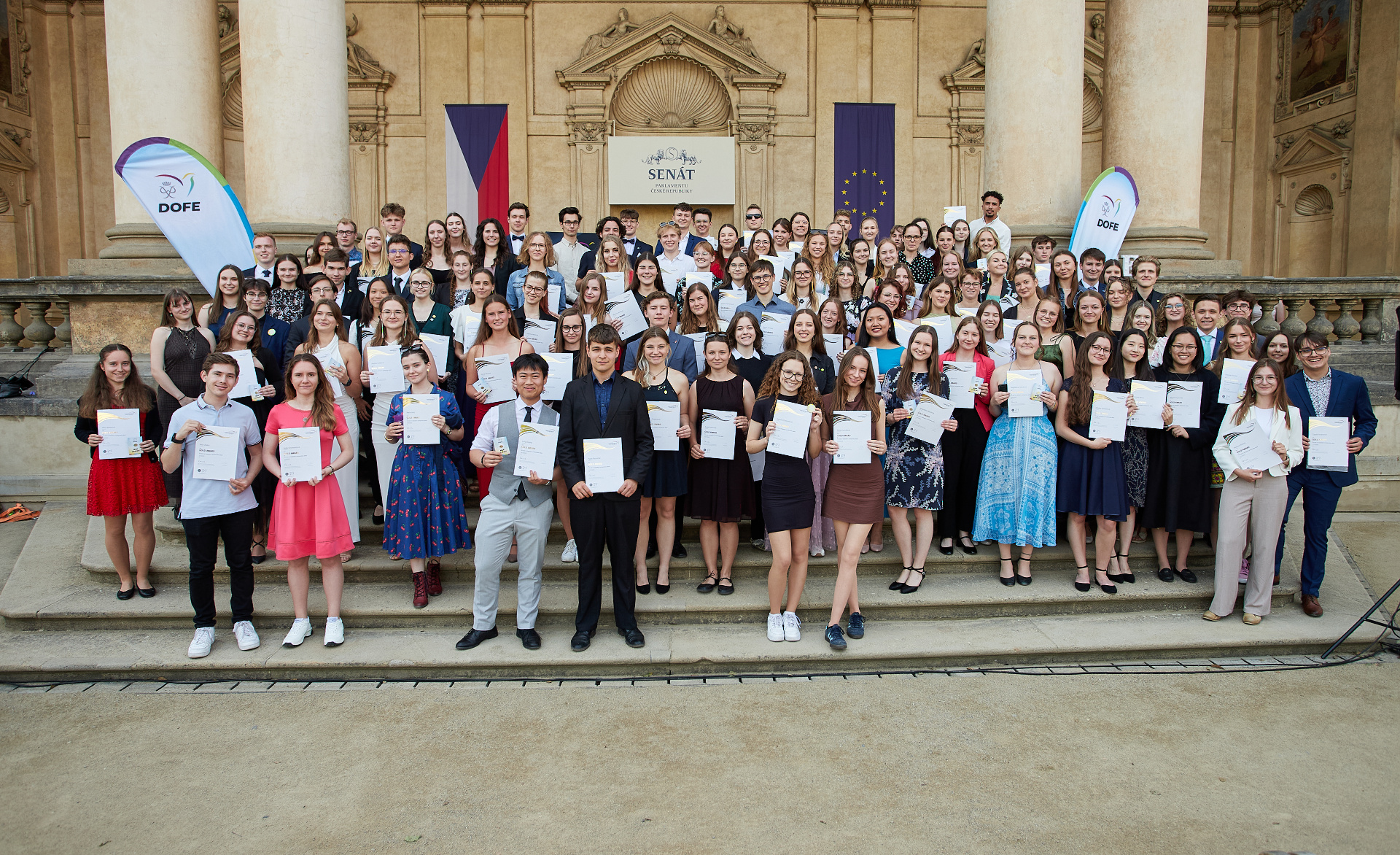 Studenti našeho kraje získali zlatou úroveň DofE!