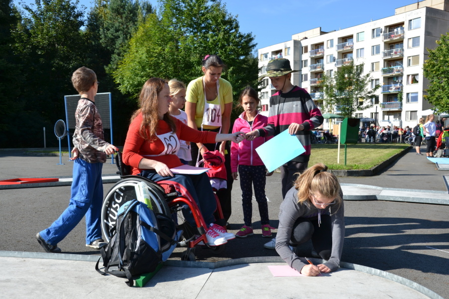 Kraj pokračuje v podpoře sociálních aktivit. Přispěje na projekty, které pomáhají potřebným